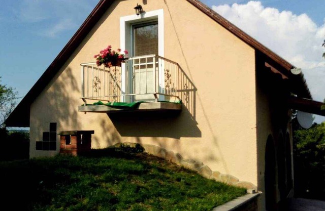 Holiday home near Zamárdi