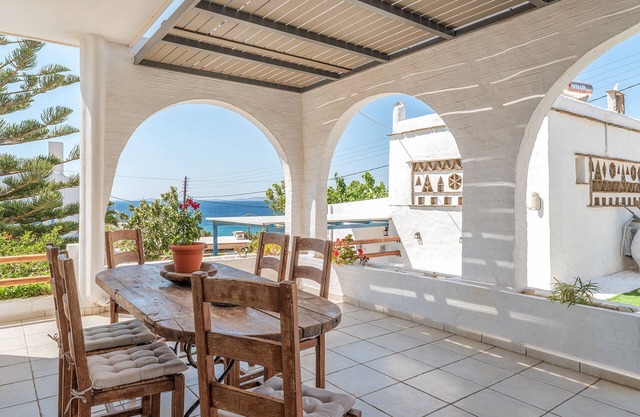 Holiday Home 'Porto Galini Tinos Perastra 103' with Sea View, Wi-Fi and Air Conditioning