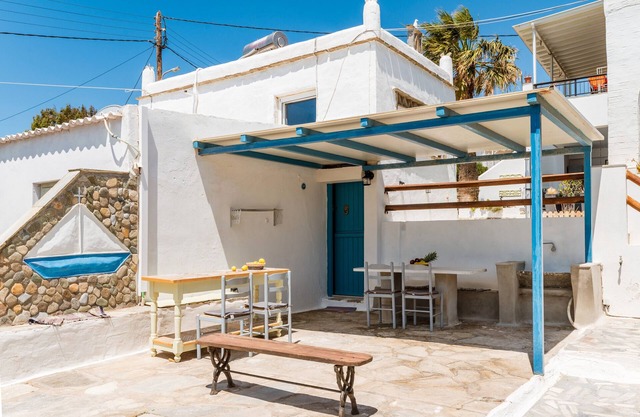 Holiday Home 'Porto Galinini' with Sea View, Wi-Fi and Air Conditioning