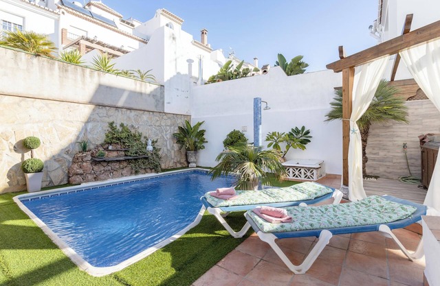 Holiday Home “Villa Maite” with Jacuzzi, Pool, Terraces & Wi-Fi