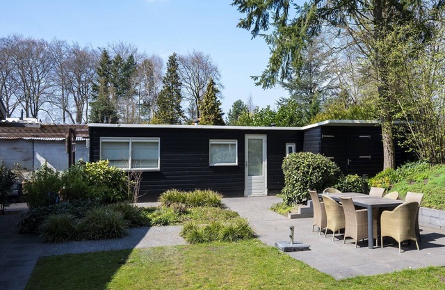Holiday Home Voorthuizen near De Veluwe