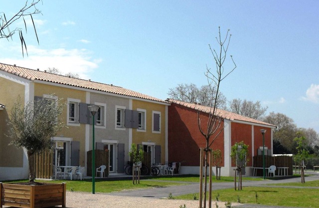 Holiday Home w/Pool near Béziers