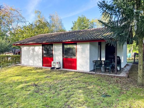 Holiday Home Waldruhe by Interhome