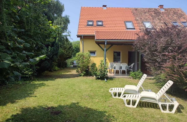 Holiday home with air conditioning and wIFI