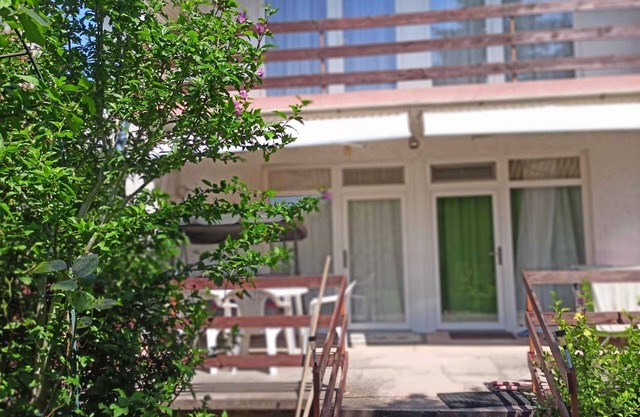 Holiday home with terrace, large garden and internet