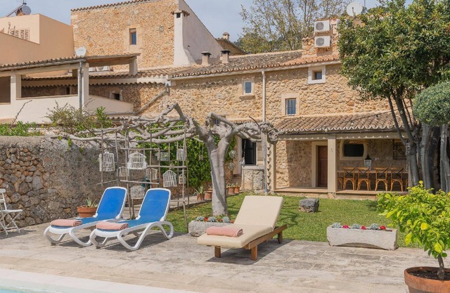 Holiday house Caimari for 1 - 6 persons with 3 bedrooms - Row house
