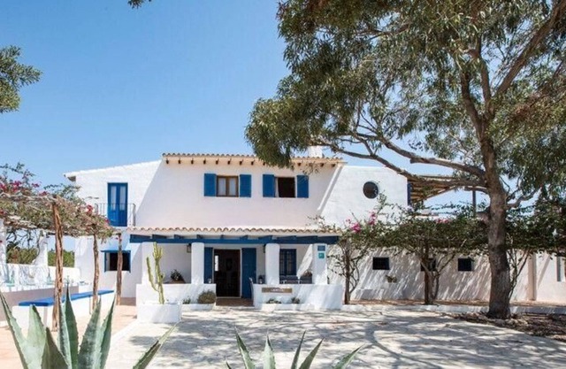Holiday house Es Calo for 1 - 10 persons with 5 bedrooms - Holiday house