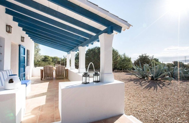 Holiday house Mola for 1 - 4 persons with 2 bedrooms - Holiday house