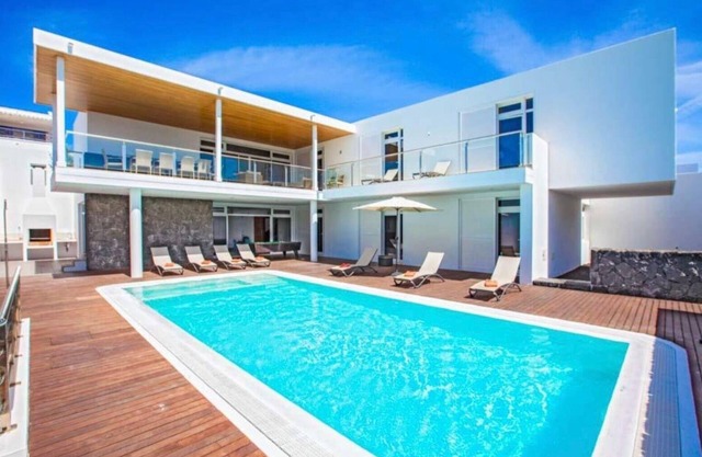 Holiday house Puerto Calero for 1 - 12 persons with 6 bedrooms - Holiday house
