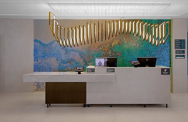 Holiday Inn Chicago – Midway Airport S by IHG