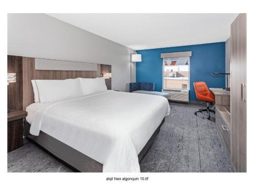 Holiday Inn Express Algonquin IL