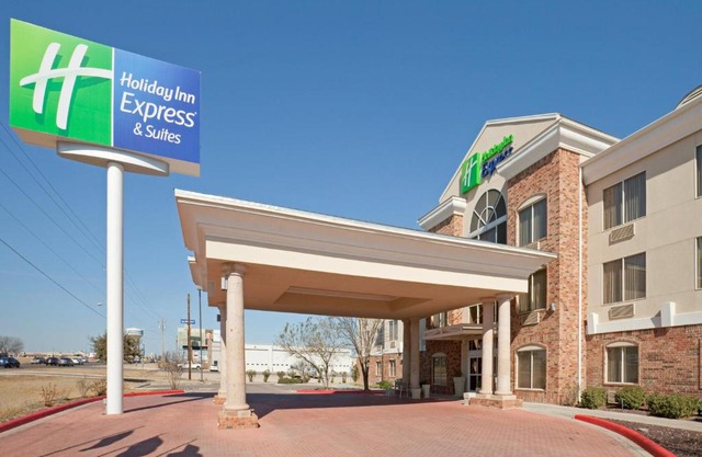Holiday Inn Express Hotel & Suites Eagle Pass by IHG