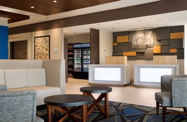 Holiday Inn Express & Suites Middletown by IHG