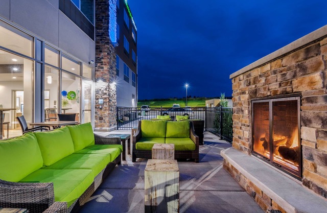 Holiday Inn Express & Suites Rice Lake by IHG