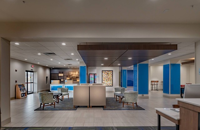 Holiday Inn Express & Suites N Waco Area - West by IHG