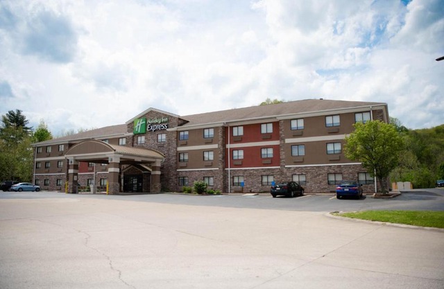 Holiday Inn Express Winfield - Teays Valley by IHG