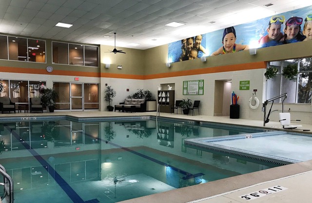 Holiday Inn & Suites Chicago-Carol Stream (Wheaton) by IHG