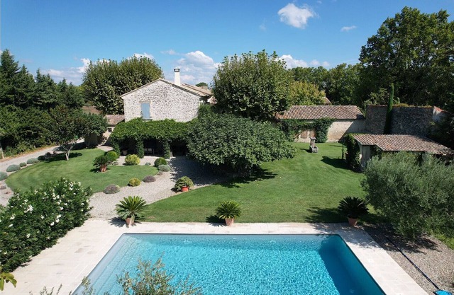 Holiday rental CAUMONT SUR DURANCE LS6-248