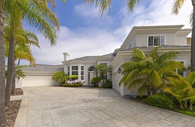 Holiday Special for the Exclusive Ritz Cove Community