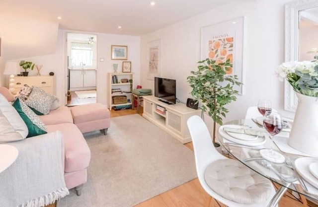 Holly Cottage, Bury St Edmunds