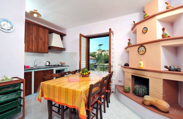 HOME HONEY - in Sorrento Coast