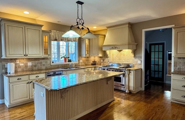 Home in Roselle
