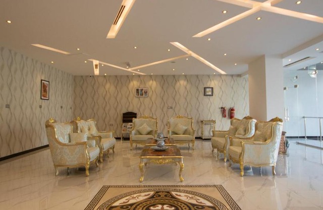 Home Station Hotel