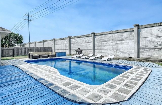 Home with private pool rents for longer term stay