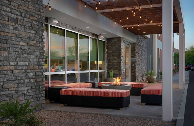 Home2 Suites by Hilton Phoenix Airport South