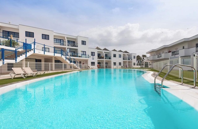 Home2Book Aloha Palm