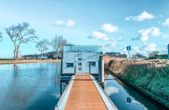 Homeboat Glamping