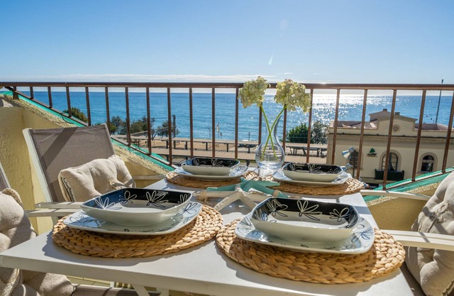 HomeHolidaysRentals Bluemar-Costa Barcelona