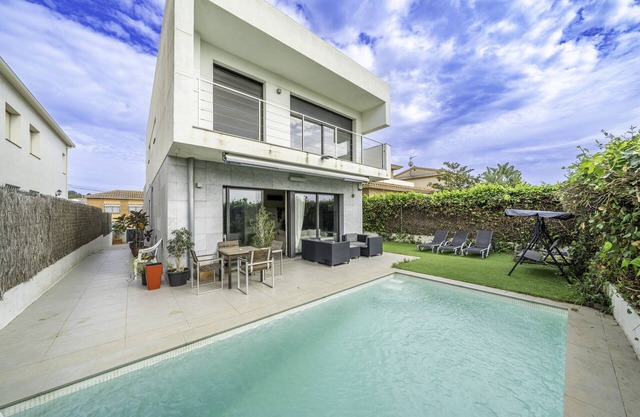 HomeHolidaysRentals Colors - Costa Barcelona