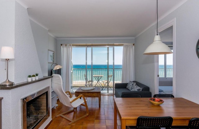 HomeHolidaysRentals Etoile