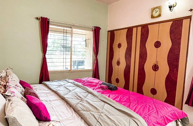 Homely stay at heart of city to easily travel to popular spots of Nashik.