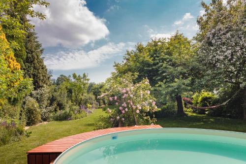 Homeport Hanover- Big House with swimmingpool, sauna and garden