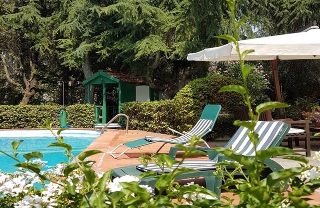 Homerez - Amazing villa for 12 ppl. with swimming-pool and garden at Firenze