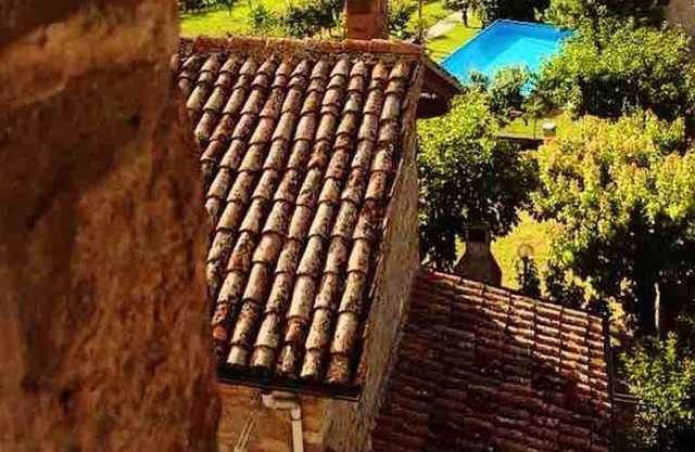 Homerez - Apartement for 4 ppl. with shared pool and spa at Monte San Pietro