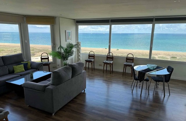 Homerez - Apt in Valencia sea view