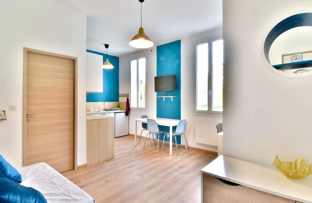 Homerez - Beautiful appartement 7 km away from the beach for 4 ppl. at Marseille