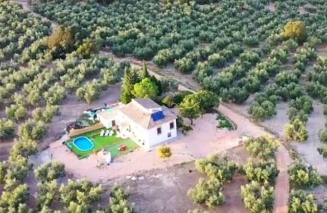 Homerez - Amazing villa for 10 ppl. with swimming-pool at Villanueva del Trabuco