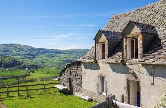 Homerez - Farmhouse in Cheylade