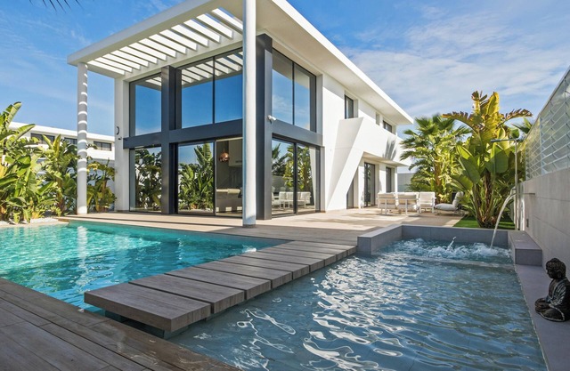 Homerez - Luxury Villa San Fulgencio + Pool