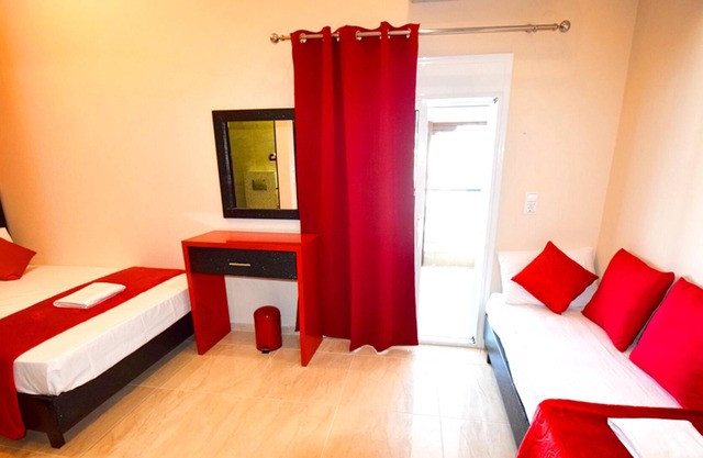 Homerez - Studio 500 m away from the beach for 4 ppl. with sea view at Paralia