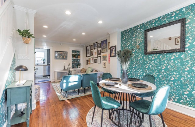 Homey Retreat in Historic Kennett Square!