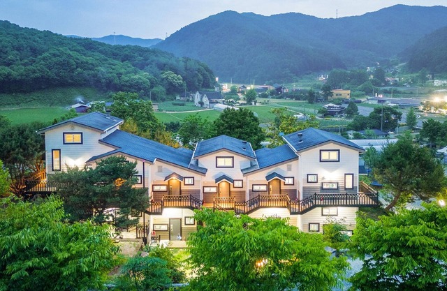 Hongcheon D-day Pension&camping