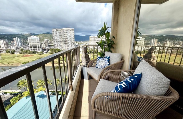 Honu Hideaway Studio at Royal Garden | Lanai Oasis
