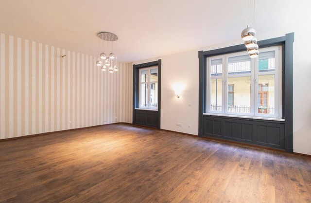 Horvath mihaly ter3-3bedroom apartment with view