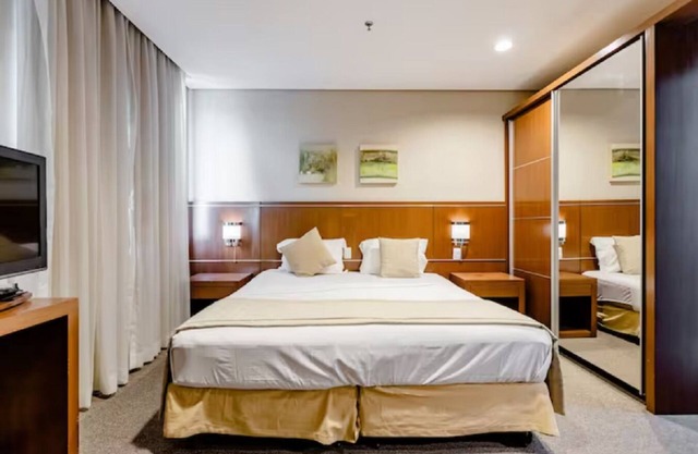 Hospedez - Spacious apartment ap 1408