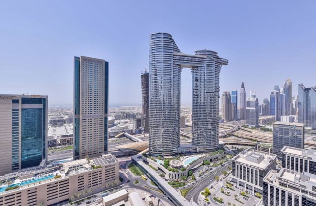 Hospitality Expert BV3102: D Mall, Burj K & Views